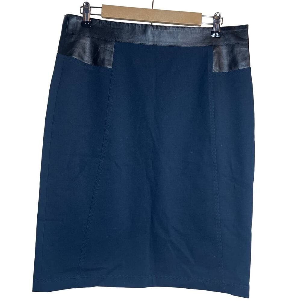 Akris Punto Deep Navy Mini Pencil Skirt with Black Leather Accents Sz. 12